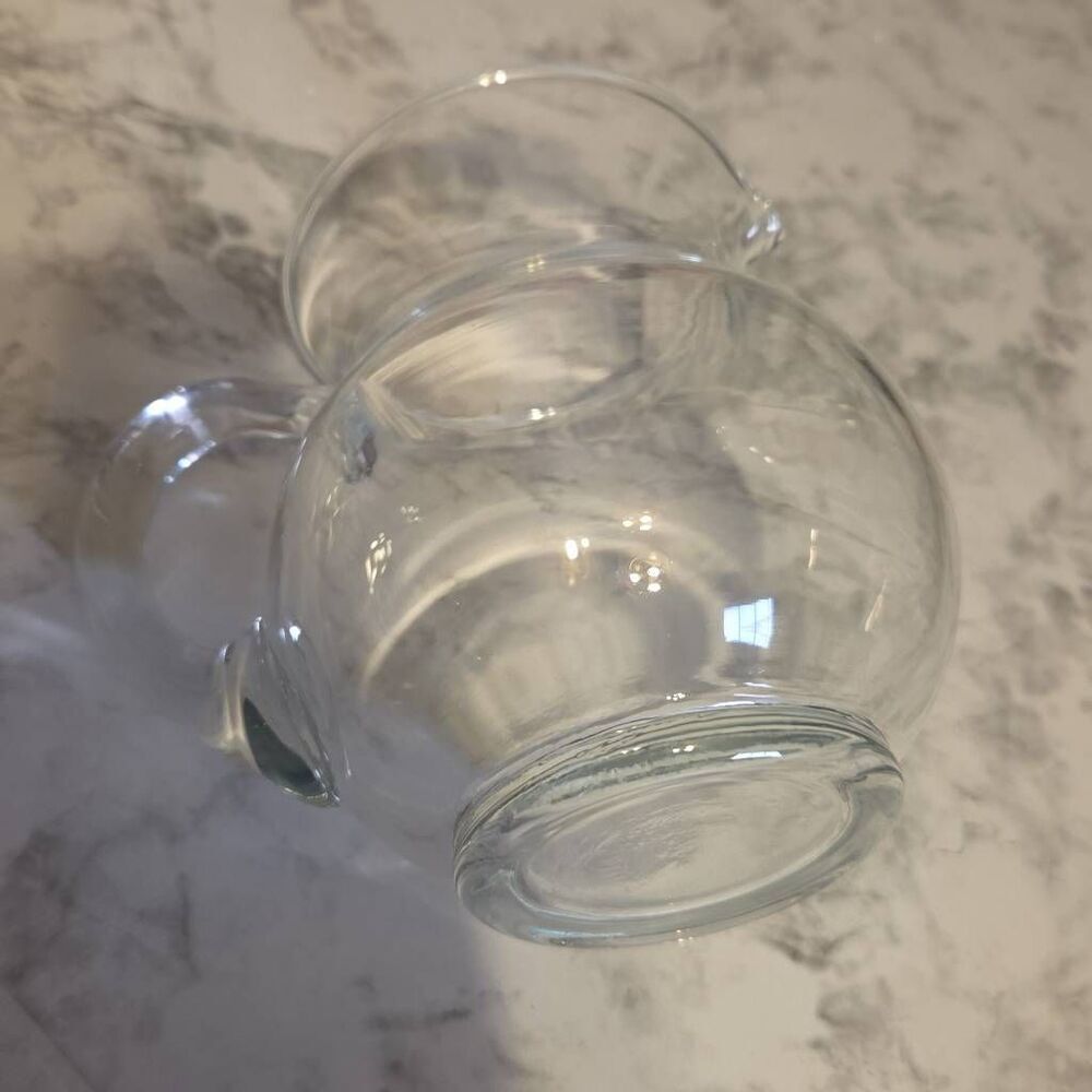 Clear Glass Pitcher‎ - Picture 6 of 8